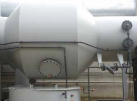 Centrifugal scrubber using spray